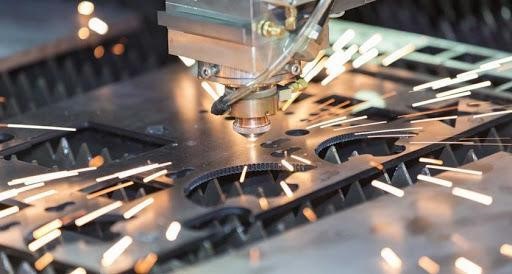 nhung-san-pham-ve-cac-bo-phan-tren-than-tau-lasercut-san-xuat